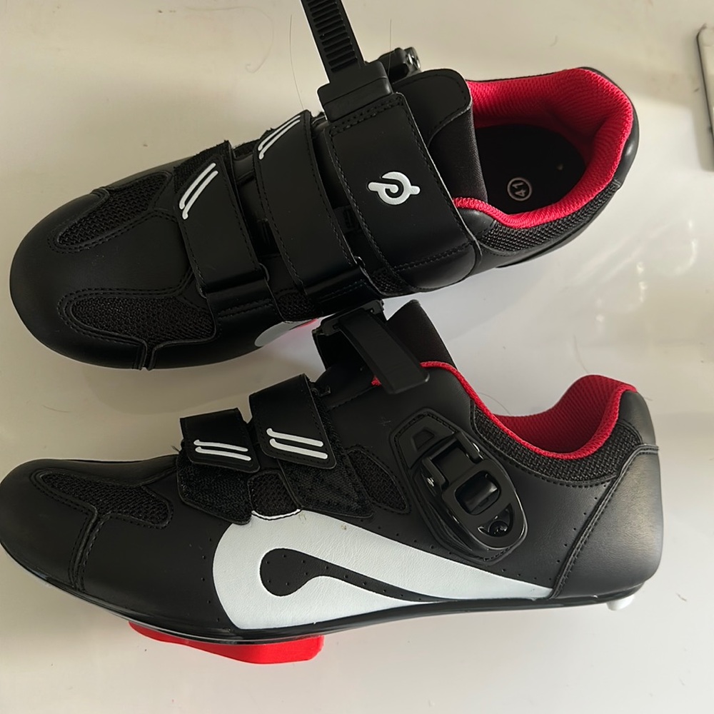 Peloton Cycling Shoes Gem